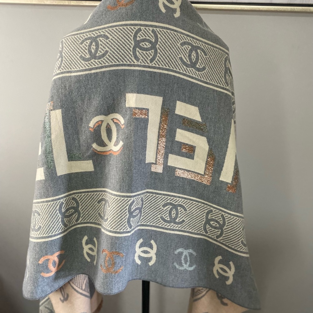 CHANEL Beige and Black Logo Scarf - Picture 9 of 12